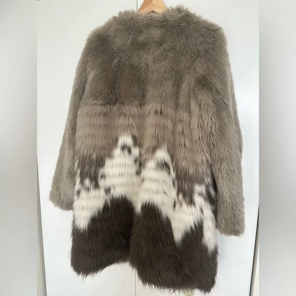 Fur Jacket - Picture 6 of 10